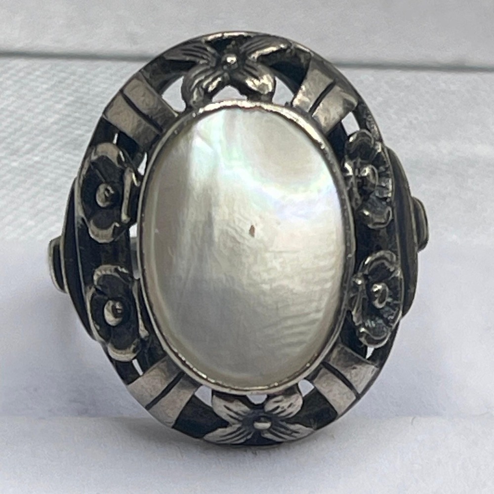 Vintage 835 Silver Ring Mother of Pearl‎ Flower Design